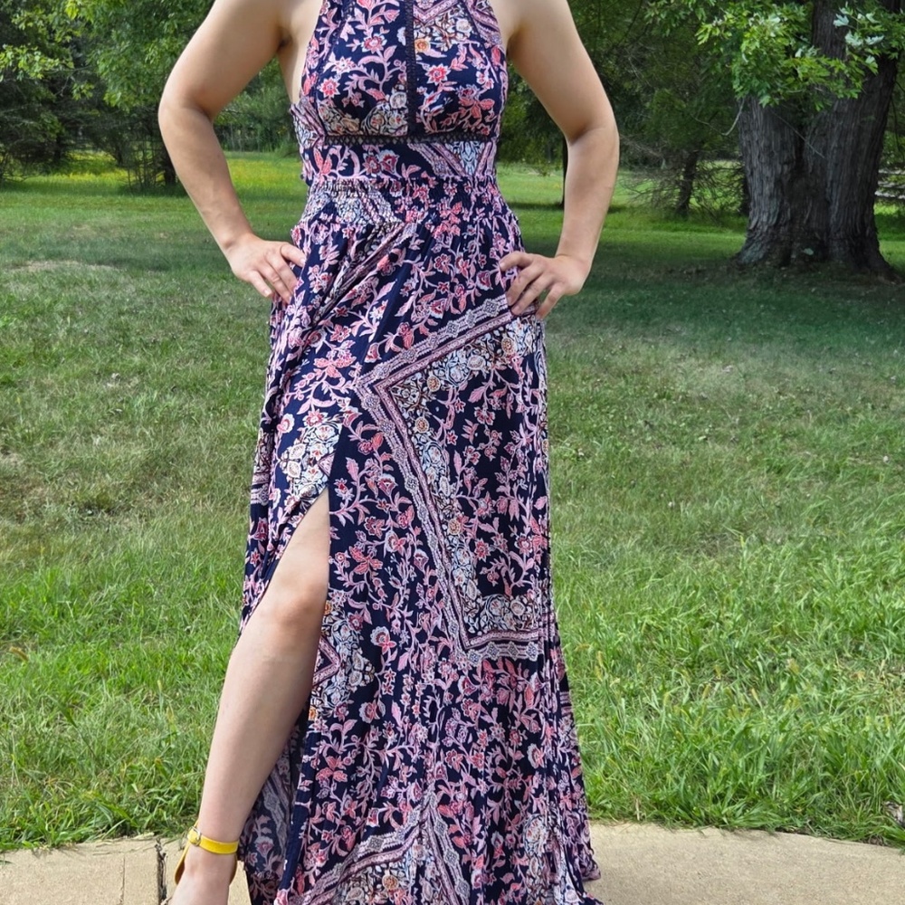 EUC Abel the Label Maxi Dress Size Small